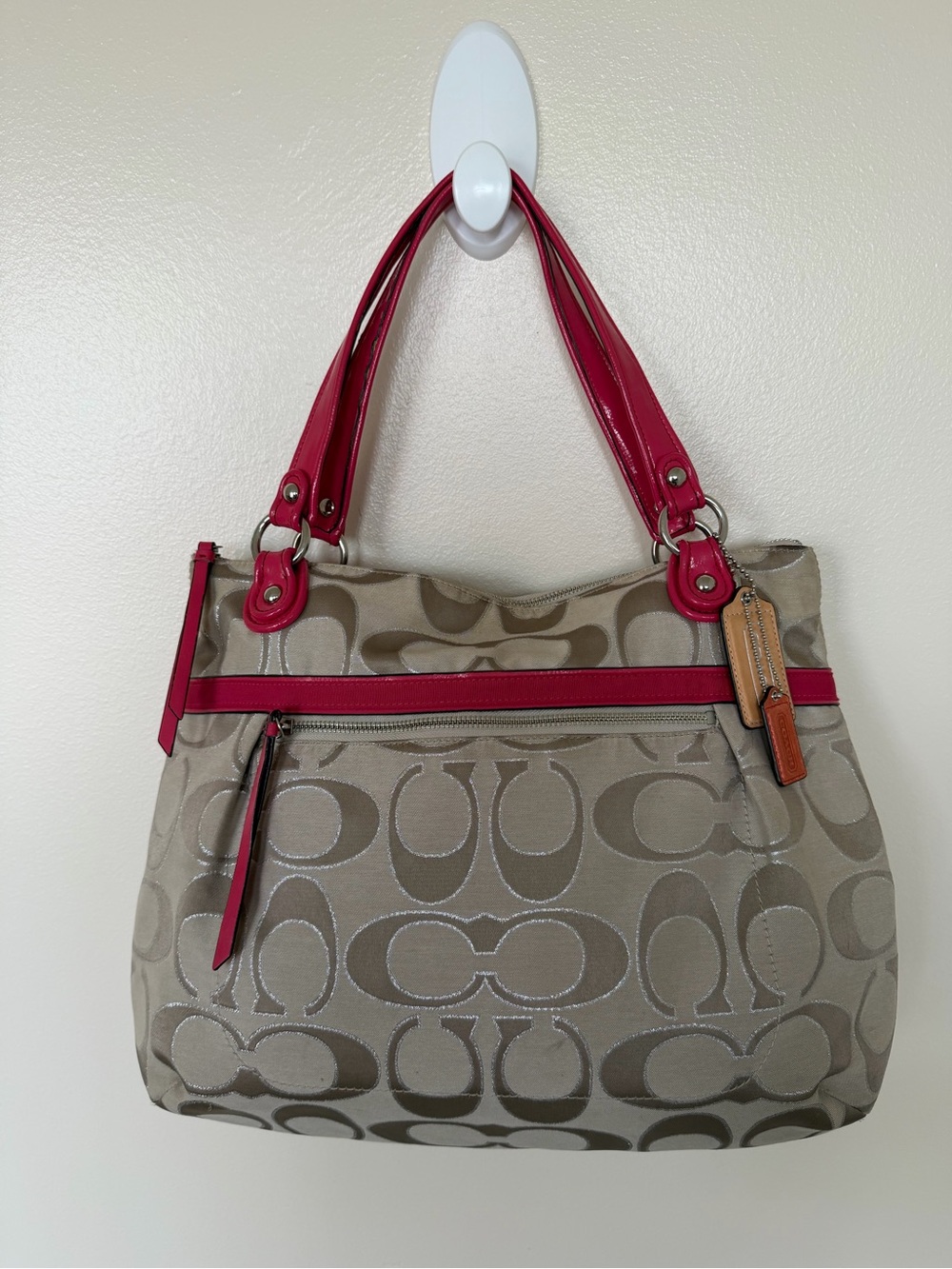 COACH Poppy Signature Sateen Glam Tote Bag 18979 Tan Jacquard Red Patent Leather